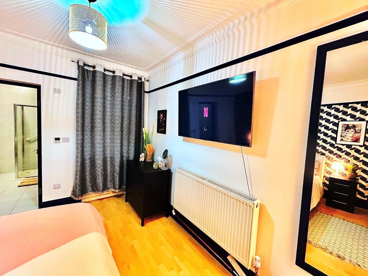 Rest Boutique Golders Green Londra Dış mekan fotoğraf