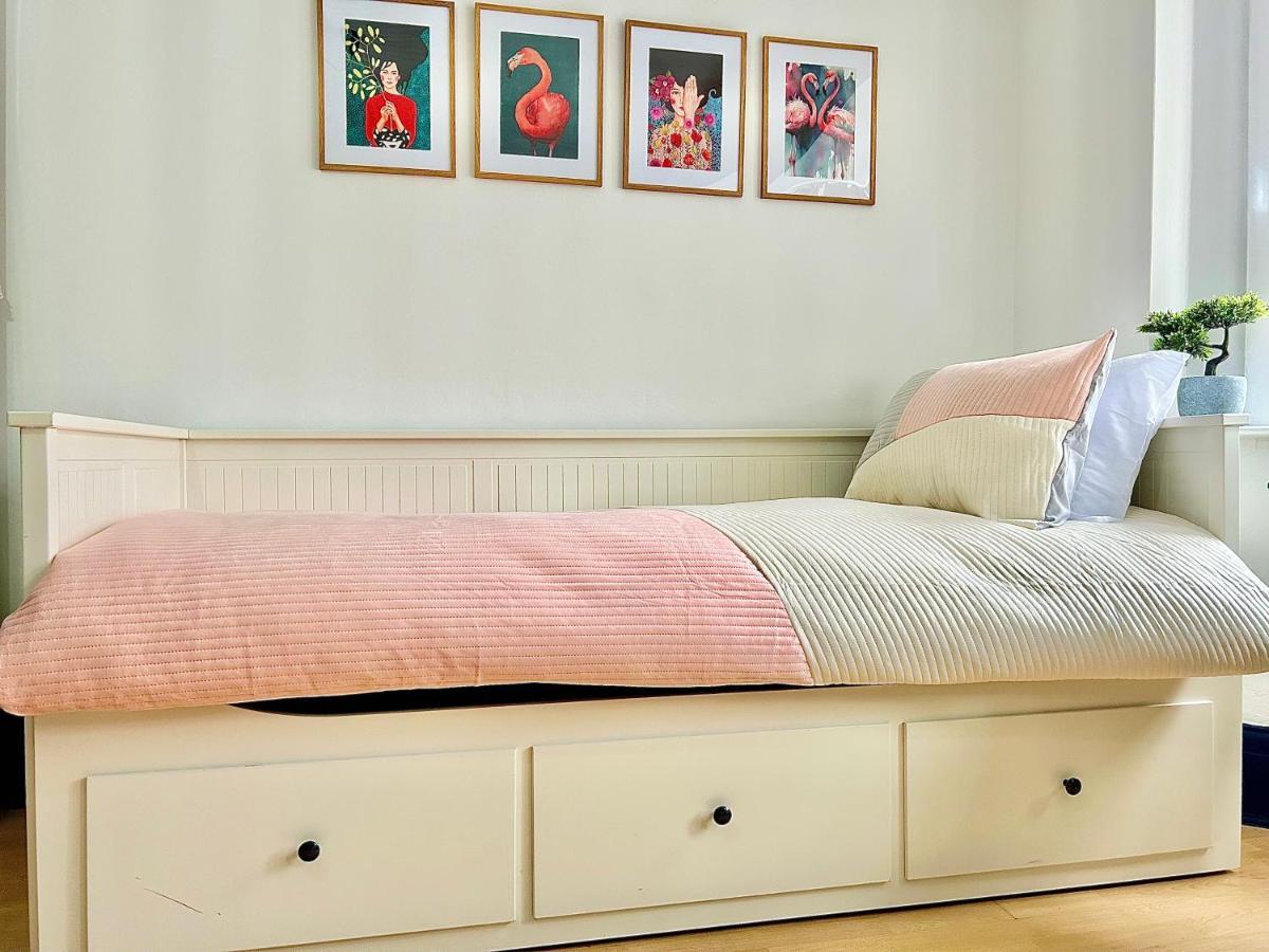 Rest Boutique Golders Green Londra Dış mekan fotoğraf